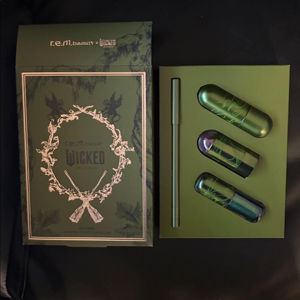 r.e.m. beauty Wicked Elphaba set New / not used - Picture 3 of 3